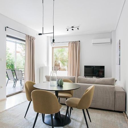 Pleasant 2Br Apartment Near Helexpo By Upstreet Atény Exteriér fotografie