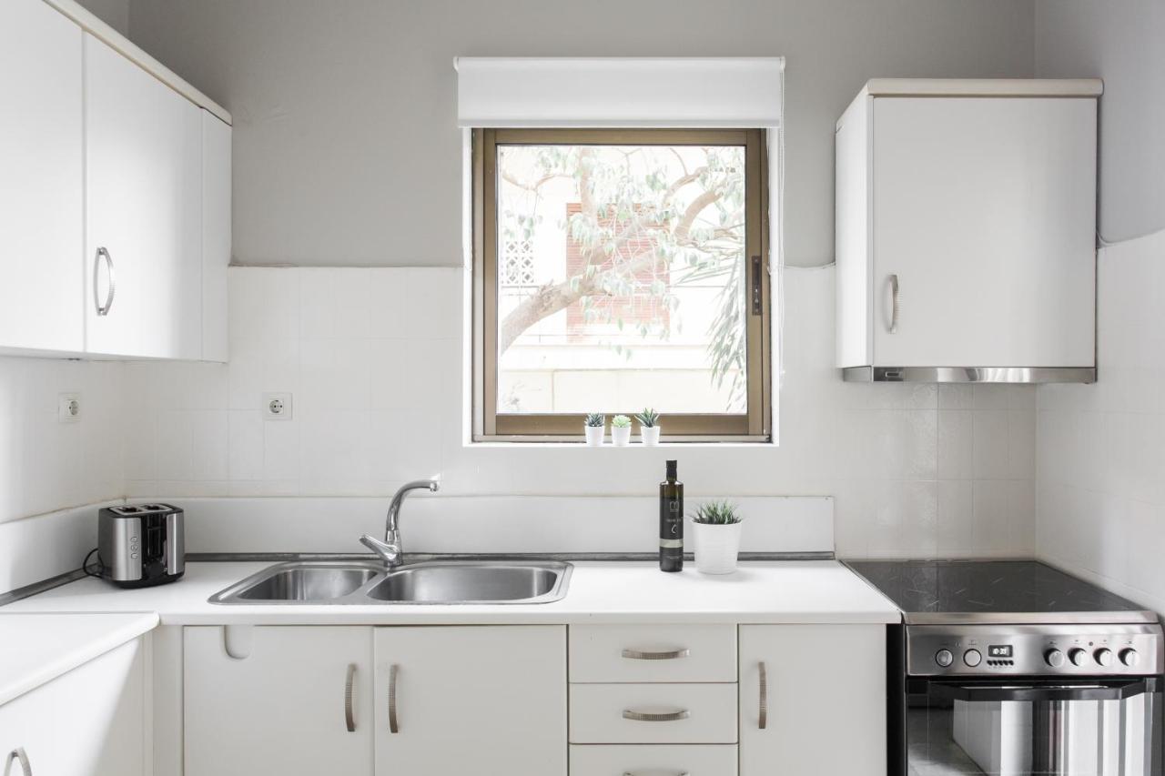 Pleasant 2Br Apartment Near Helexpo By Upstreet Atény Exteriér fotografie